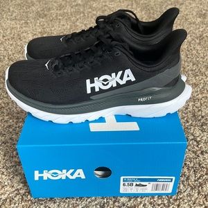 New Women’s Hoka Mach 4, Brand New, Black, size 6.5